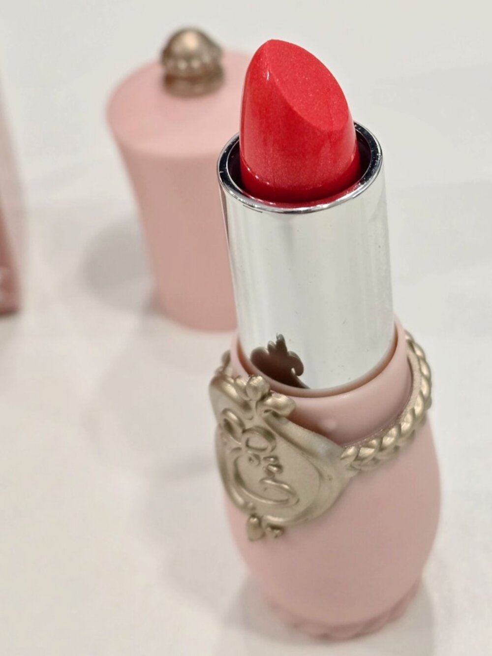 Etoinette ✦ Crystal Shine Lips Lipstick ✦ Shimmering Moisturizing Romantic NWT - Picture 5 of 7